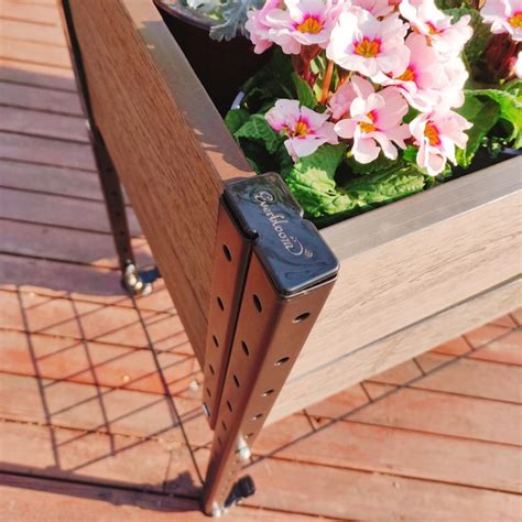 Everbloom 19-in W x 45-in L x 36-in H Elevated Brown Composite Raised ...