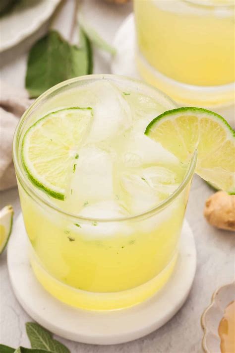 Easy Pineapple Ginger Beer Mocktail (Low Sugar) - The PCOS Nutritionist ...