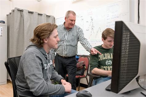 Grass vs. turf: NFL's Achilles and ACL injuries happen on both surfaces ...