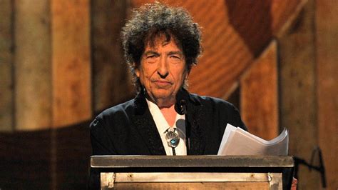 Bob Dylan accused of using SparkNotes to write his Nobel Prize speech