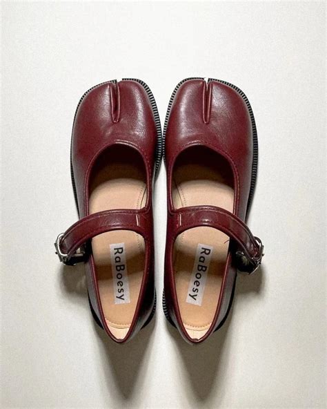 Tabi Ballet Flats – Raboesy | Tabi shoes, Vintage shoes women, Mary ...