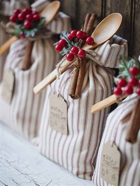 17 Amazing Handmade Christmas Gift Ideas Your Friends and Family Will ...