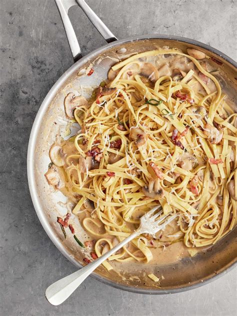 Jamie Oliver Mushroom Carbonara Recipe | One Pot Wonders, Channel 4
