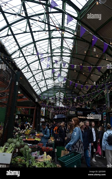 Food Market in England 的图像结果