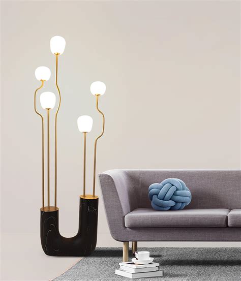 Comet Floor Lamp – Vakkerlight