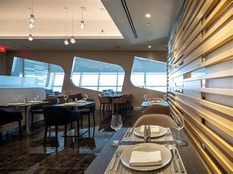 american airlines dfw flagship lounge review-8 - Andy's Travel Blog