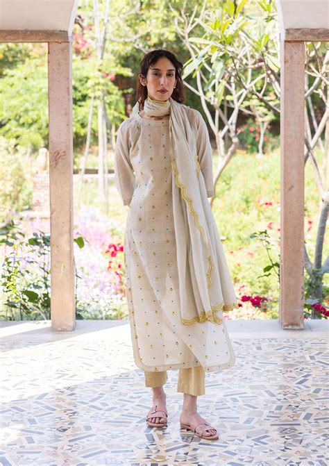 Shop Enchanted Meadow Beige Kurta Set in Silk | Surmaye