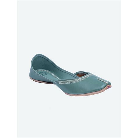 Buy NR BY NIDHI RATHI Green Leather Plain Classic Juttis Online