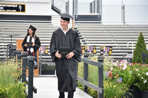 Sachem High School North Celebrates Class of 2020 Seniors | Sachem, NY Patch