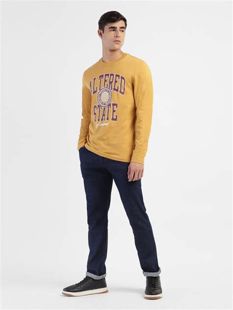 Men's Graphic Print Slim Fit T-shirt – Levis India Store