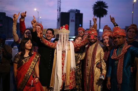 Video Of Man Doing 'Gutkha' Dance Takes Over The Internet