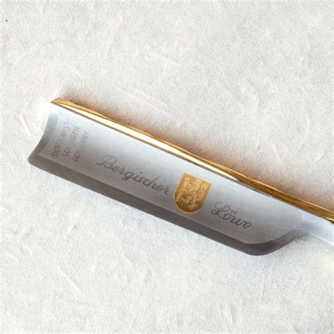 Dovo Bergischer Lowe Straight Razor with Genuine Horn Handle