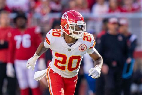 Former Chiefs Star Exposes Scam Ring Targeting Innocent NFL Players