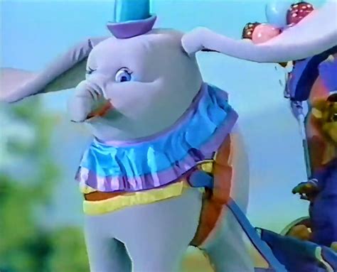 Dumbo's Circus (1985)