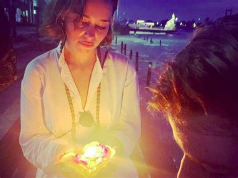 Game Of Thrones Star Emilia Clark And Ygritte Rose Leslie Indian ...