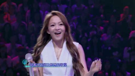 张韶涵与素人粉丝合唱《欧若拉》，一张口瞬间带动全场气氛，现场嗨到爆！
