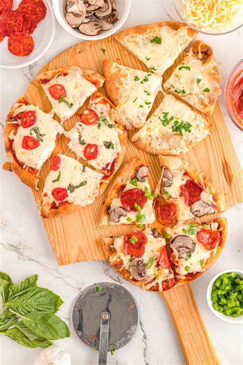Naan Bread Pizza - Princess Pinky Girl
