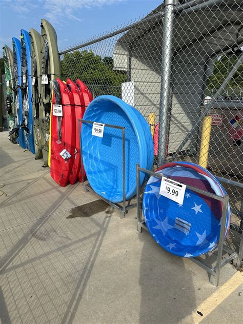 Mark Strait on LinkedIn: Love the transition from summer to fall Tractor Supply Company !Romney WV…