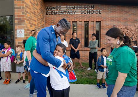 DMPS said Ian Roberts deceived the board in his pre-employment claims