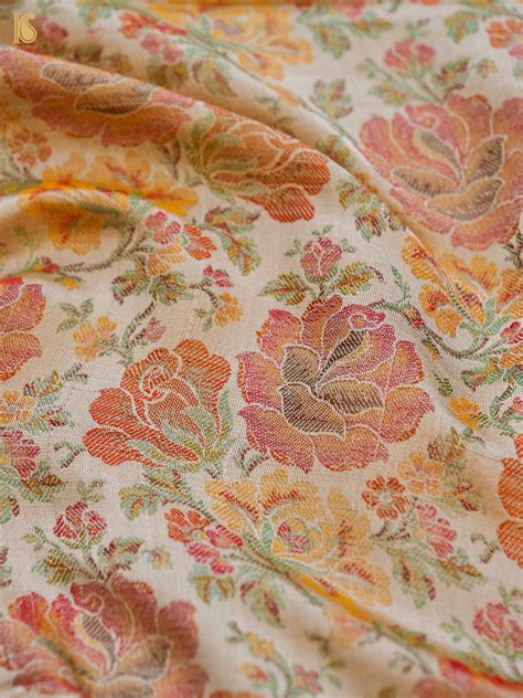 Handloom Banarasi Tanchoi Silk Rose Fabric – Khinkhwab