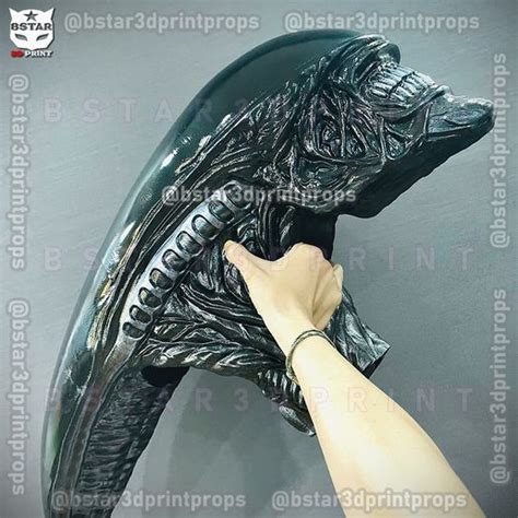 Alien Head Design 的图像结果