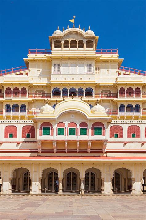 Visit the Jaigarh Fort in Jaipur | Incredible India