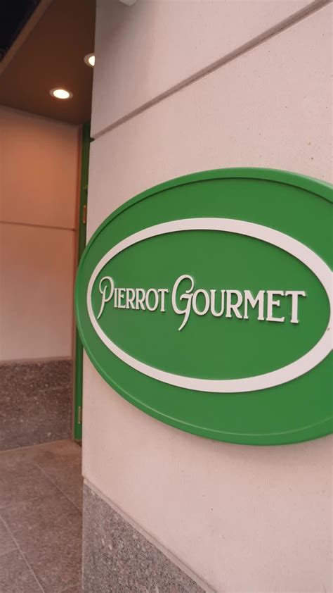 The Peninsula Chicago | Pierrot Gourmet specializes in curating good ...