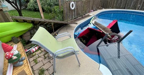 Tornado touches down near Ottawa, Environment Canada says