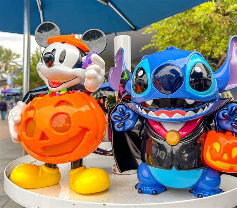 Vampire Stitch Popcorn Bucket and Halloween Alien Sipper Land at ...