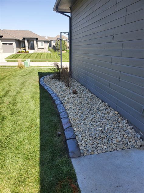 Edging Around House Foundation