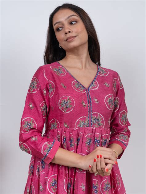 Chanderi V Neck Flare Kurta - Pink – Bagh India