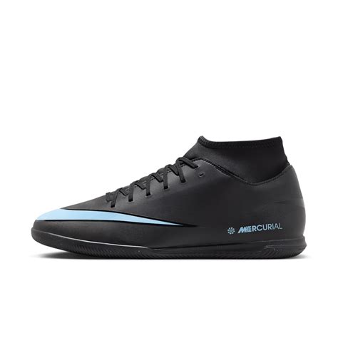 Indoor Court Football Shoes. Nike RO