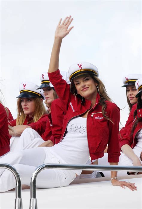 Adriana Lima leaked photos (26080). Best celebrity Adriana Lima leaked wallpapers