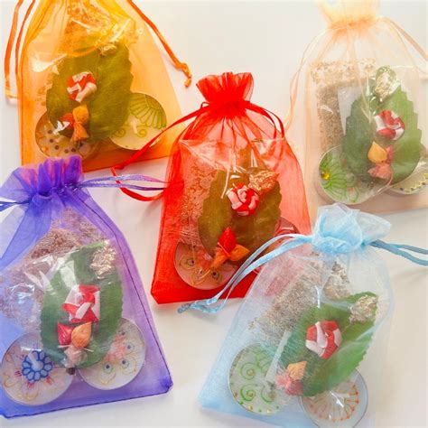 Buy Return Gifts Online In India - Etsy India