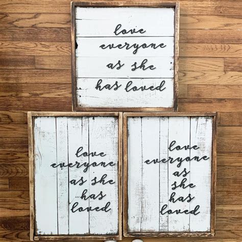 Wooden Sign Ideas TOP 10 WOOD SIGNS IN 2020 | DIY WOOD ROUND DIYS