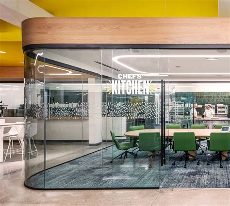 Panera Bread's Boston Corporate Office Design | ChangeUp