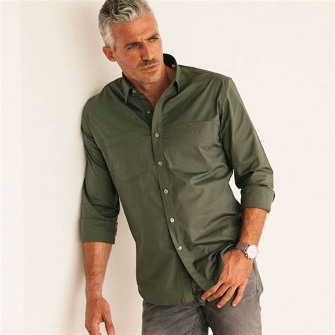 8 Things To Consider When Buying A Men's Casual Shirt | Batch