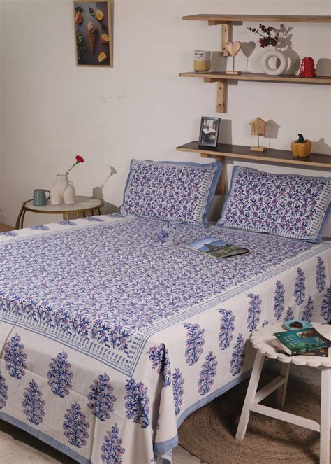 Shop Block Printed Bedsheets & Pillow Covers – WeavingHomes