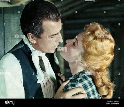 Stewart Granger & Rhonda Fleming Film Gun Glory (USA 1957) Characters ...