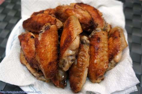 Chinese Recipe : Pan-fried Chicken Wings (中式食譜：香煎雞翼)