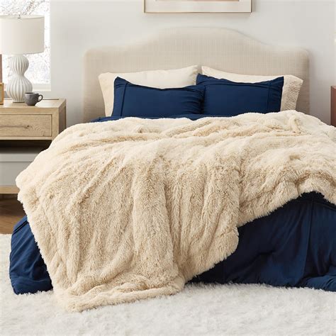 Bedsure Soft Fuzzy Faux Fur King Size Blanket Beige – Cozy, Fluffy ...