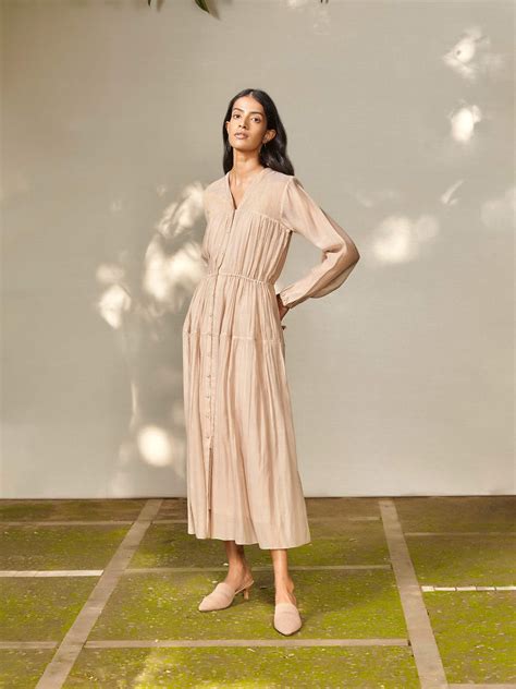 Sunset On The Nile Maxi Dress: Elegant Embroidered Jacket Dress