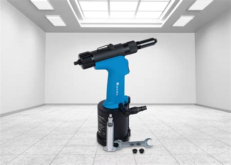 Pneumatic Pop Rivet Machine | Mansi Group
