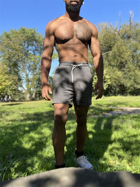 🐦:@Savagemasterxxx : r/BigAndMuscular