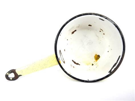 Vintage enamel cooking pot with handle, vintage kitchen decor – Tinos ...