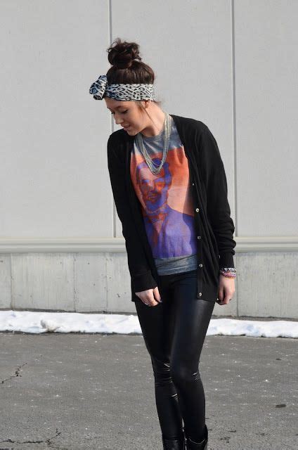 Graphic T, bow head scarf, cardigan | Headband outfit, Fashion, Outfits
