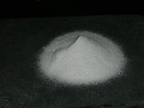 Chemicals Products - Lithium Fluoride Powder Manufacturer from Surat