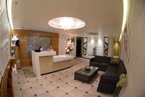 Best Spa in Chandigarh | Luxury Body Massage | Spa Kora