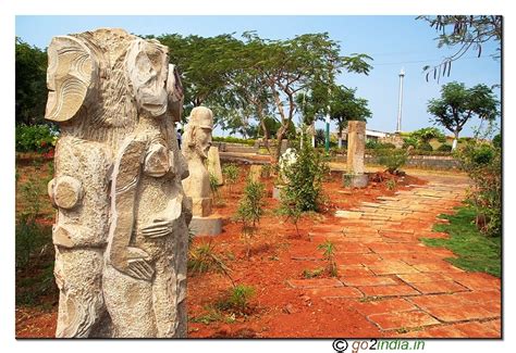 go2india.in : Sculptures at Kailasagiri park in Visakhapatnam