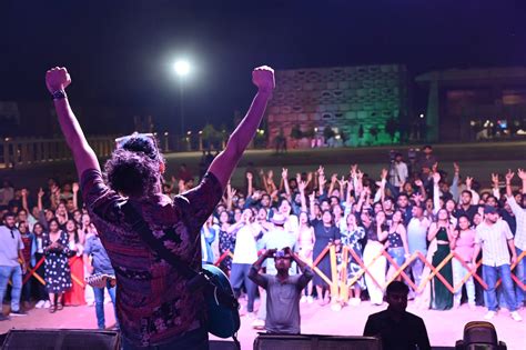 Press Release:Press Information Bureau